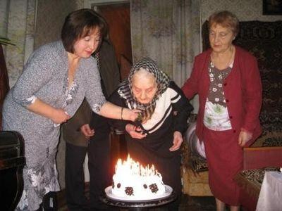 Клуб долгожителей: 10 горловчан знают, как прожить 100 лет