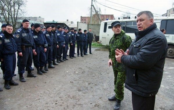 Практически все горловские ППСники перешли на сторону ДНР. Тех, кто остался верен присяге Украине, не выпускают из города 