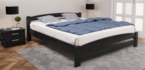 Кровати из дерева: их выбор зависит от особенности спальни