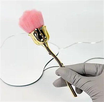 Як обрати щітки для манікюру: поради професіоналів