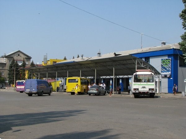 С 15 октября от кинотеатра «Украина», площади Победы и магазина «Мебельный город»  прекратятся отправки междугородных автобусов 
