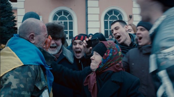 Жители Горловки могут посмотреть фильм Сергея Лозницы "Донбасс" в бесплатном доступе